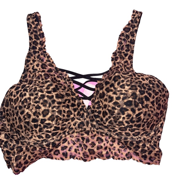 Cheetah bra , Victoria secret ,lingerie - Picture 2 of 2